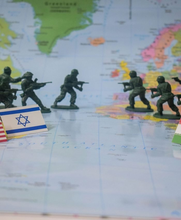 Iran War tensions between the United States and Iran shown on a world map